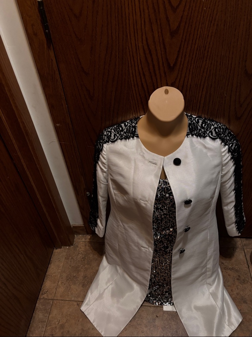 Albert Nipon White Jacket with Black Lace-Trimmed Shoulders